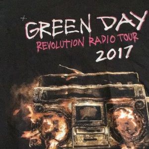 Green Day 2017 concert tshirt  small